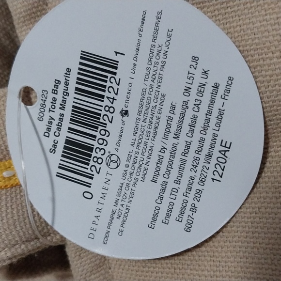 Izzy and Oliver tote,with matching pouch passport book and 2 luggage tags - Picture 9 of 12